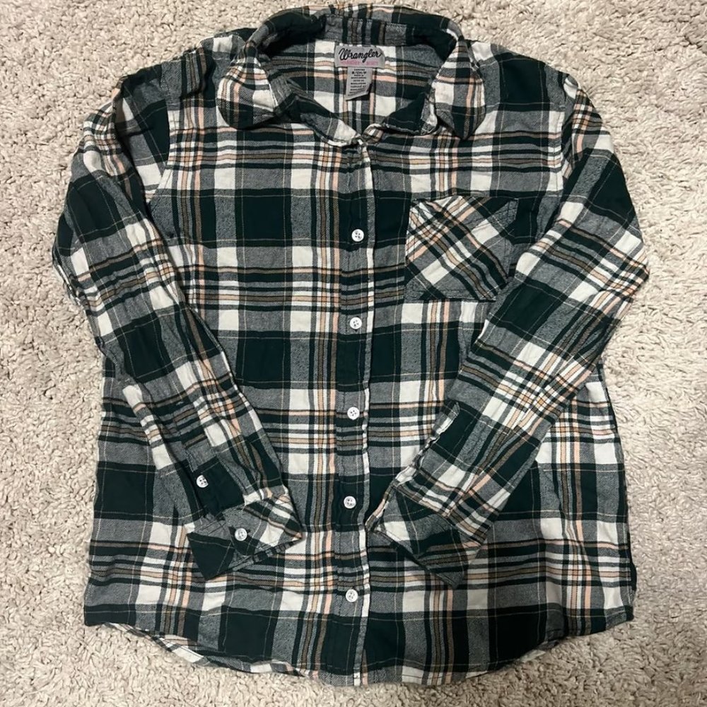 Wrangler Women’s Green Plaid Flannel Small